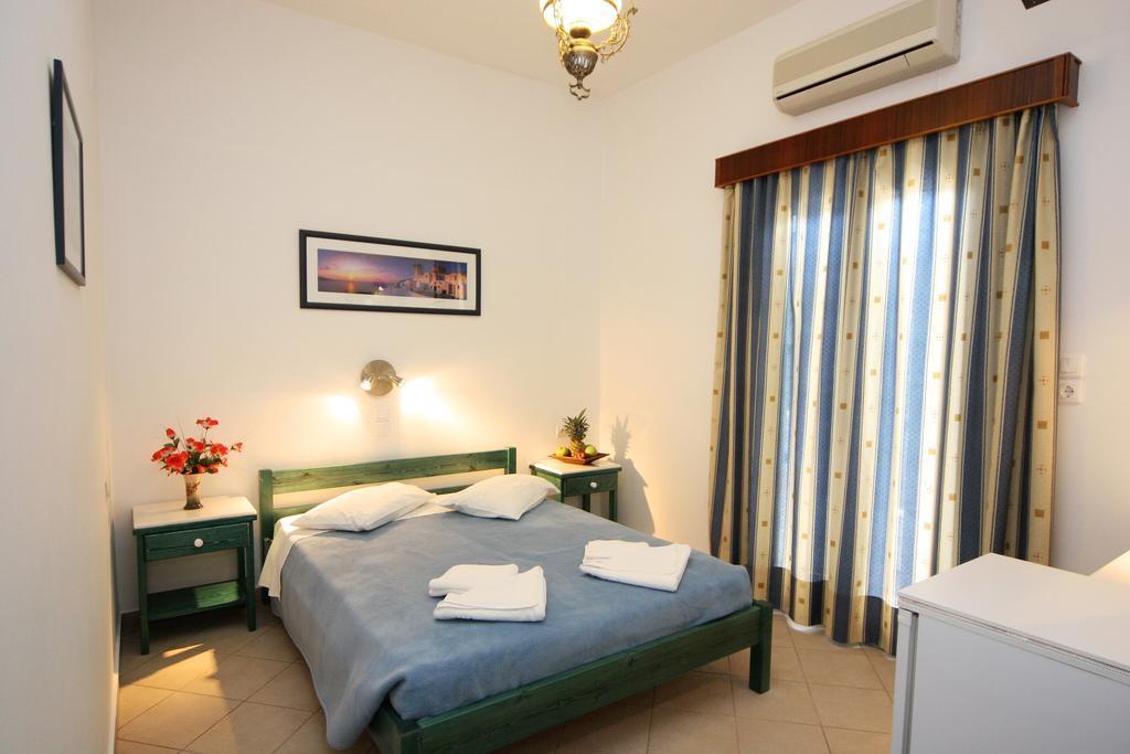 Anna Platanou Hotel Páros 외부 사진